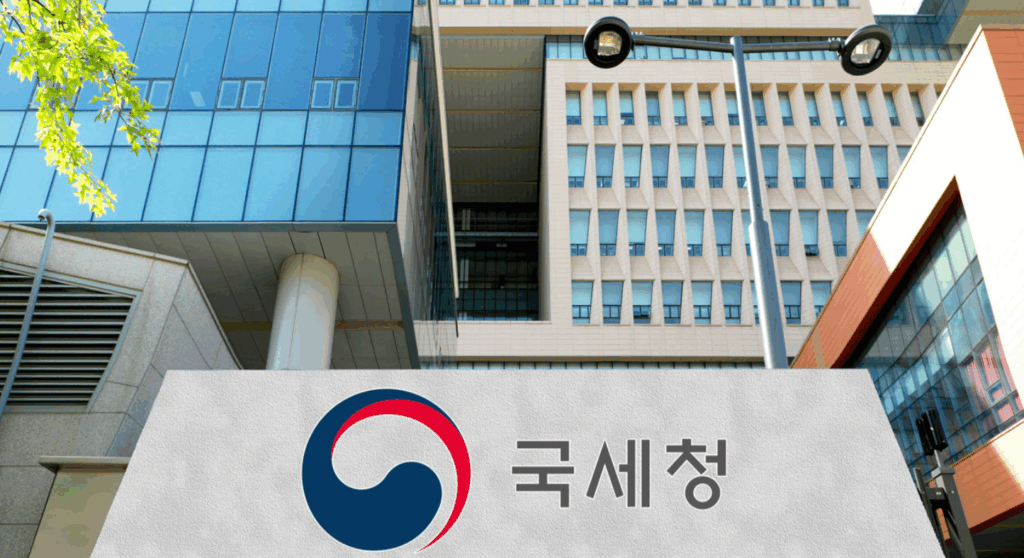 국세청이 누적 체납액이 110조 원을 넘어선 상황에 대응하기 위해 국세체납관리단으로 활동할 기간제 근로자 500명을 채용한다. 