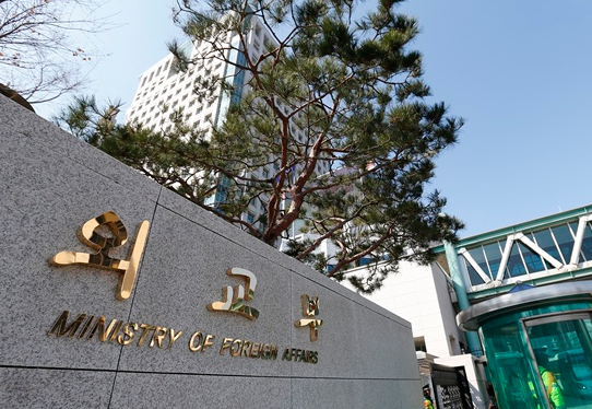 지정학적 리스크로 인한 걸프 지역의 에너지 수급 불확실성이 장기화되는 가운데, 정부가 북아프리카 산유국들과의 고위급 외교를 통해 원유와 납사의 새로운 공급로를 확보하는 성과를 거두었다.