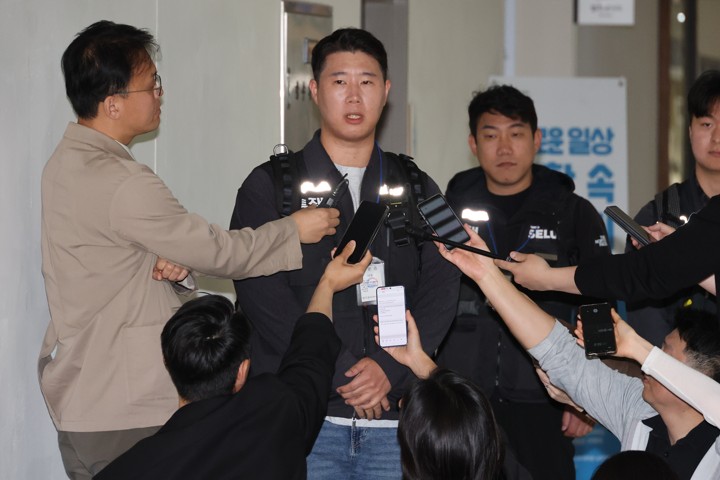 삼성전자 창사 이래 지속되는 노사 갈등이 법정 공방으로 번진 가운데, 노동조합 측이 합법적 권리 행사를 강조하며 사측의 위법 행위 주장을 정면으로 반박했다.