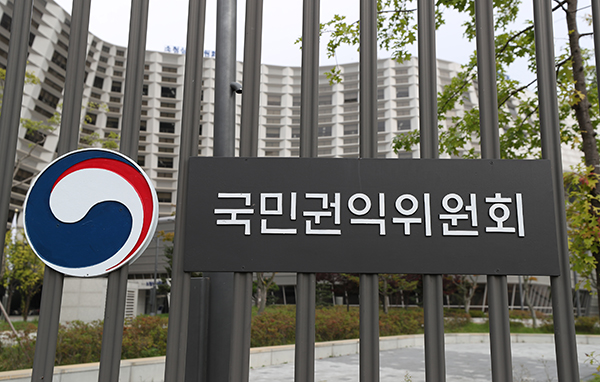 공공재정을 갉아먹는 고질적인 부정 수급과 공직사회의 은밀한 비위 행위가 시민들의 적극적인 내부 고발과 공익 신고에 의해 대거 덜미를 잡혔다.